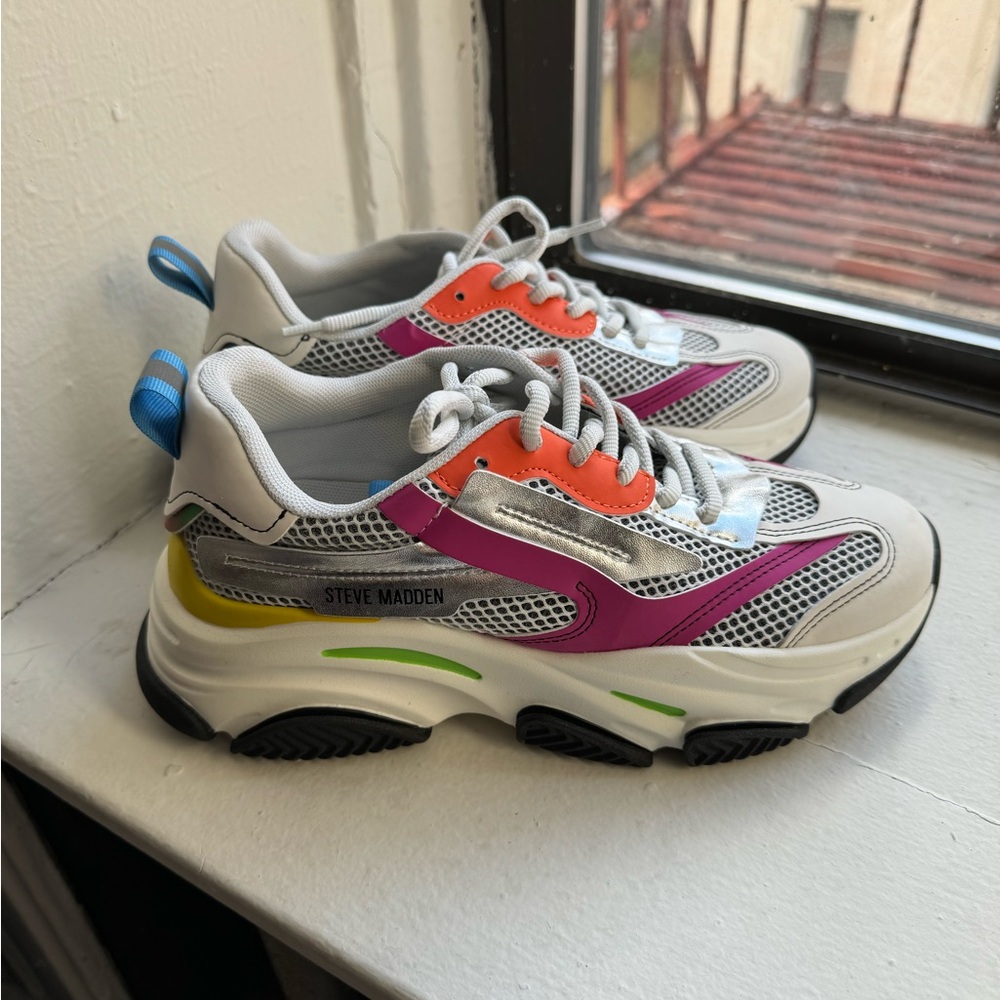 Steve Madden Sneakers